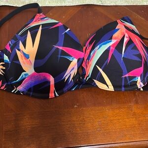 Victoria's Secret Pink Wear Everywhere Push-up Bra Cream Pink Flowers 36B